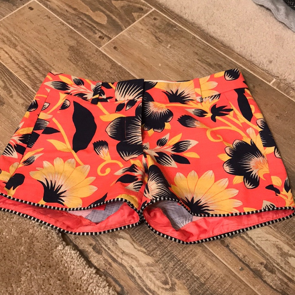 Tropical print shorts